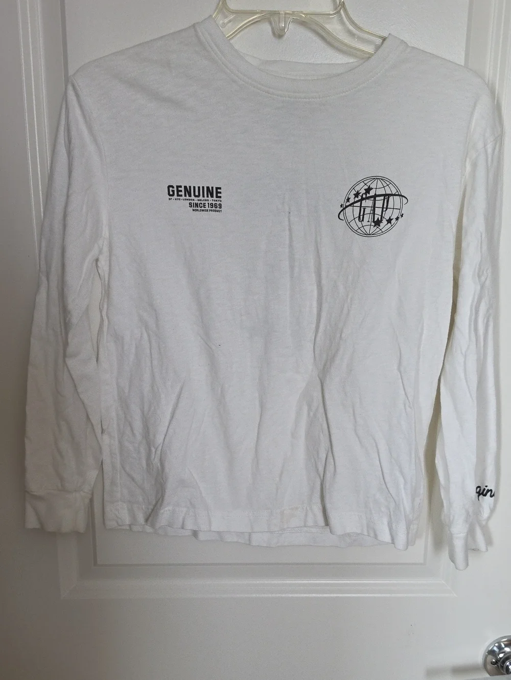 GAP White Long Sleeve Tee with Black Graphic